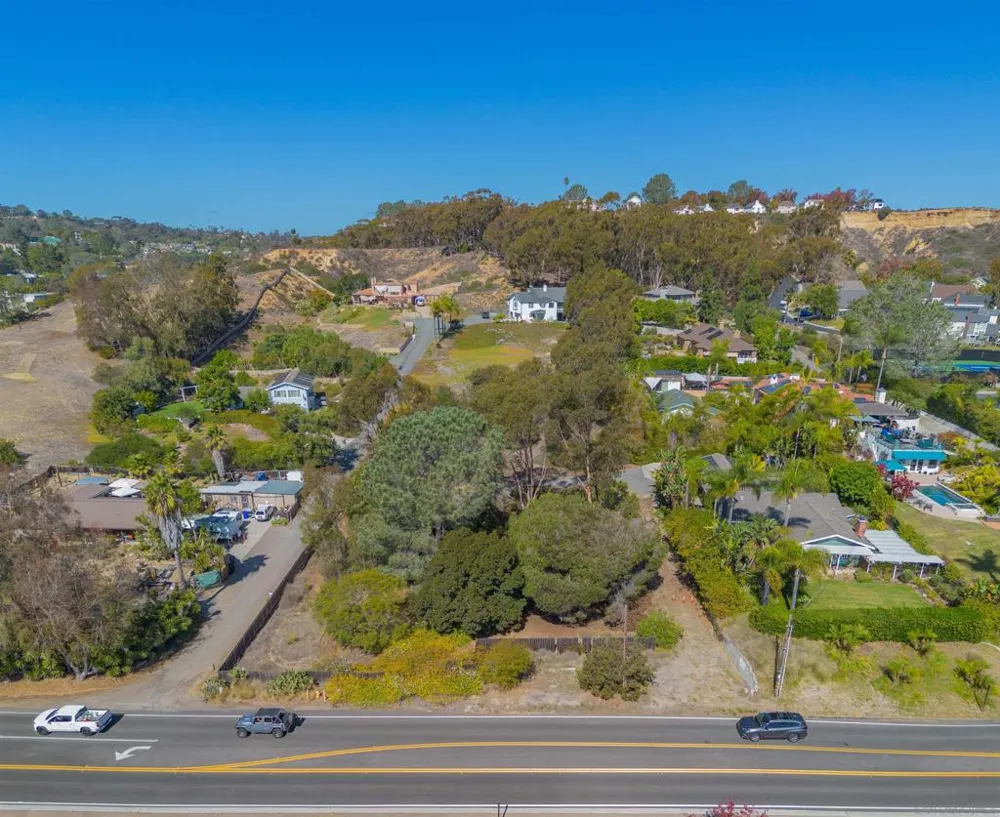 3703 Manchester Encinitas, CA 92024