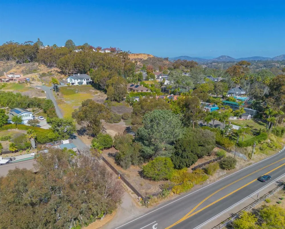 3703 Manchester Encinitas, CA 92024