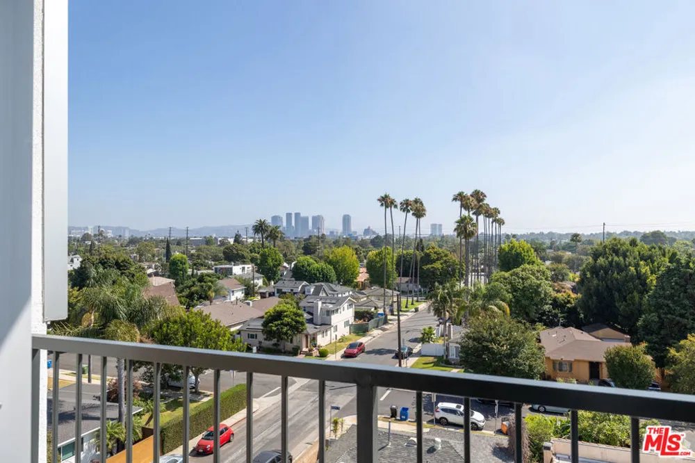 2600 S Sepulveda Boulevard #Unit 303 Los Angeles, CA 90064