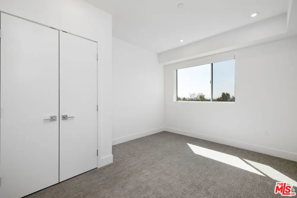 2600 S Sepulveda Boulevard #Unit 303 Los Angeles, CA 90064