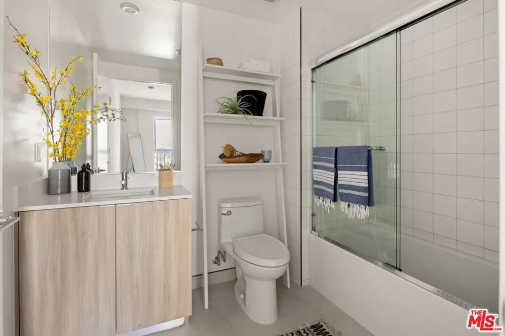 2600 S Sepulveda Boulevard #Unit 303 Los Angeles, CA 90064