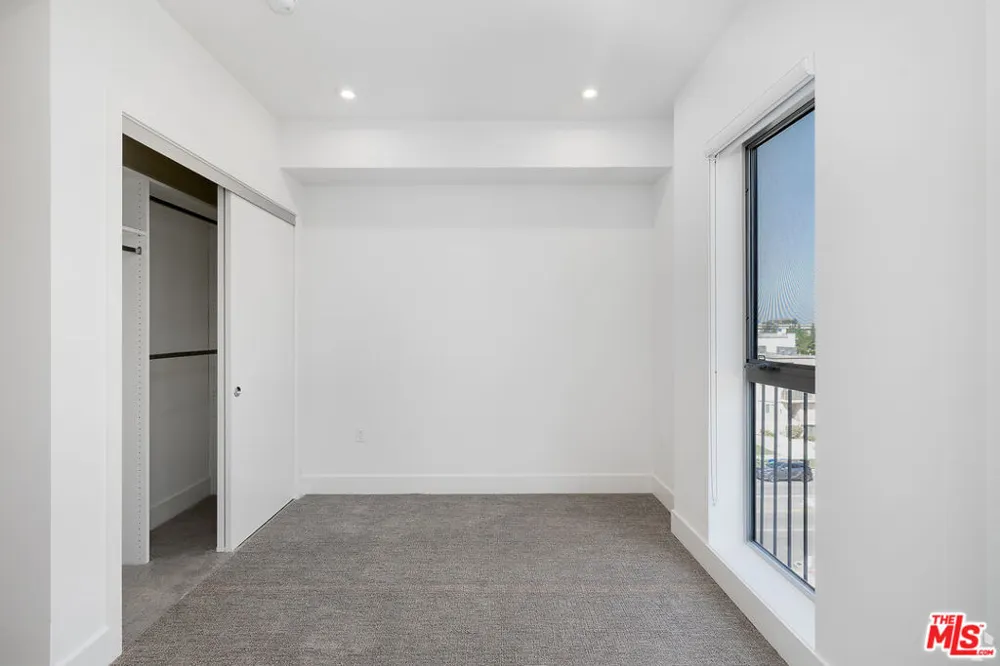 2600 S Sepulveda Boulevard #Unit 303 Los Angeles, CA 90064