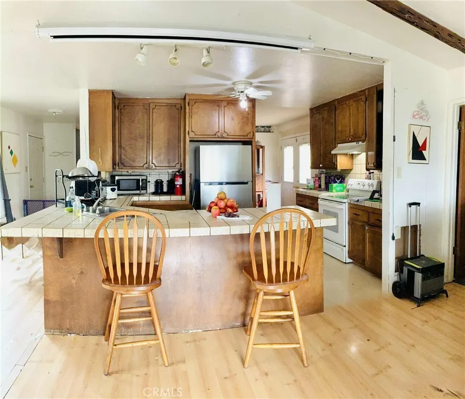 2900 Oakcrest Drive Lucerne, CA 95458