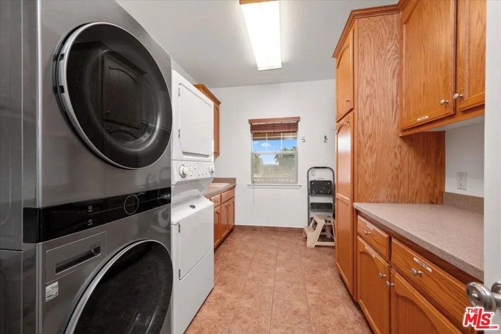 230 Hans Place Nipomo, CA 93444