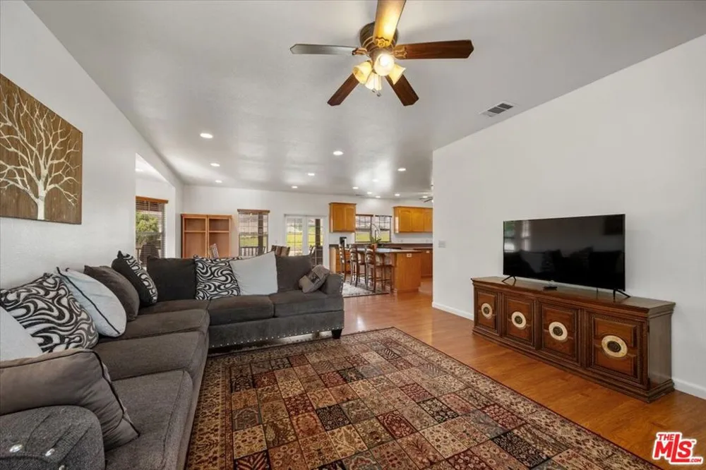 230 Hans Place Nipomo, CA 93444
