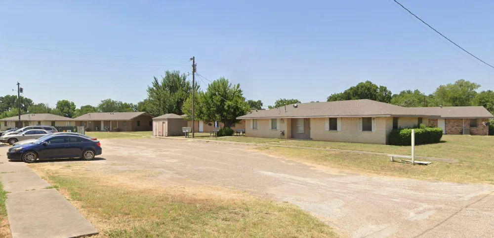 502 San Antonio St Marlin, TX 76661
