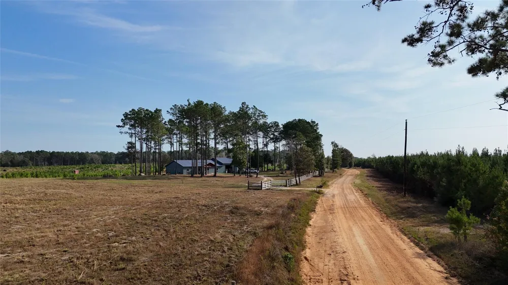 3 Young Road Livingston, TX 77351