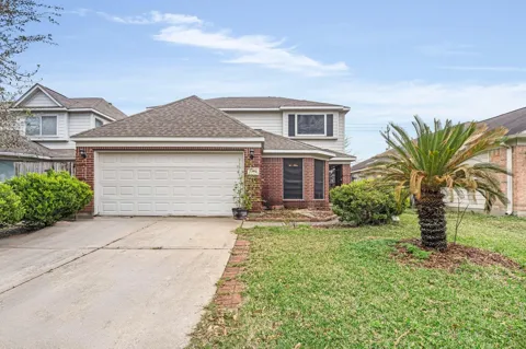 1130 Fairlane Square