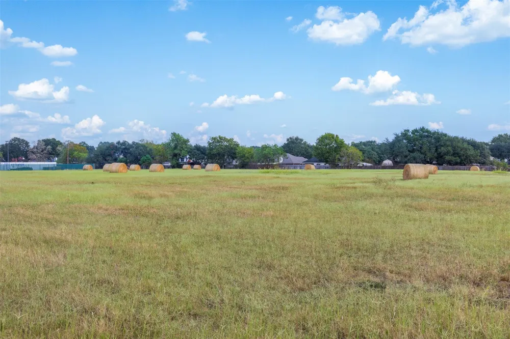 233 Kersten Road Sealy, TX 77474