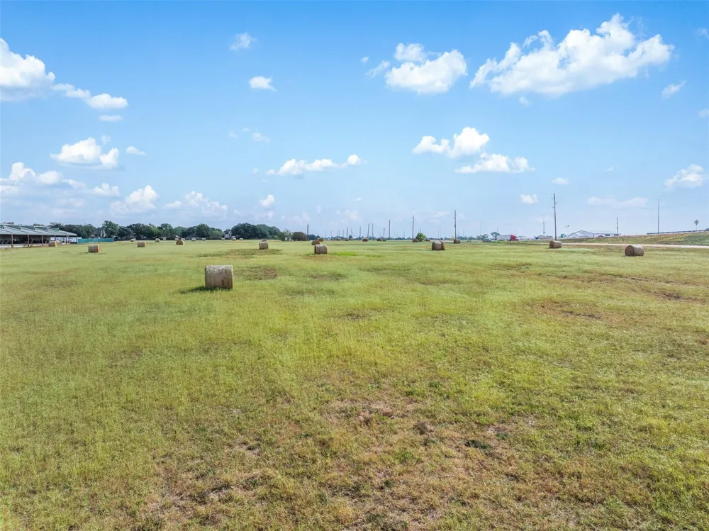 233 Kersten Road Sealy, TX 77474
