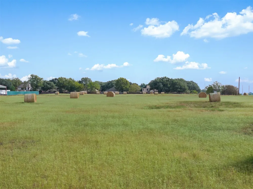 233 Kersten Road Sealy, TX 77474
