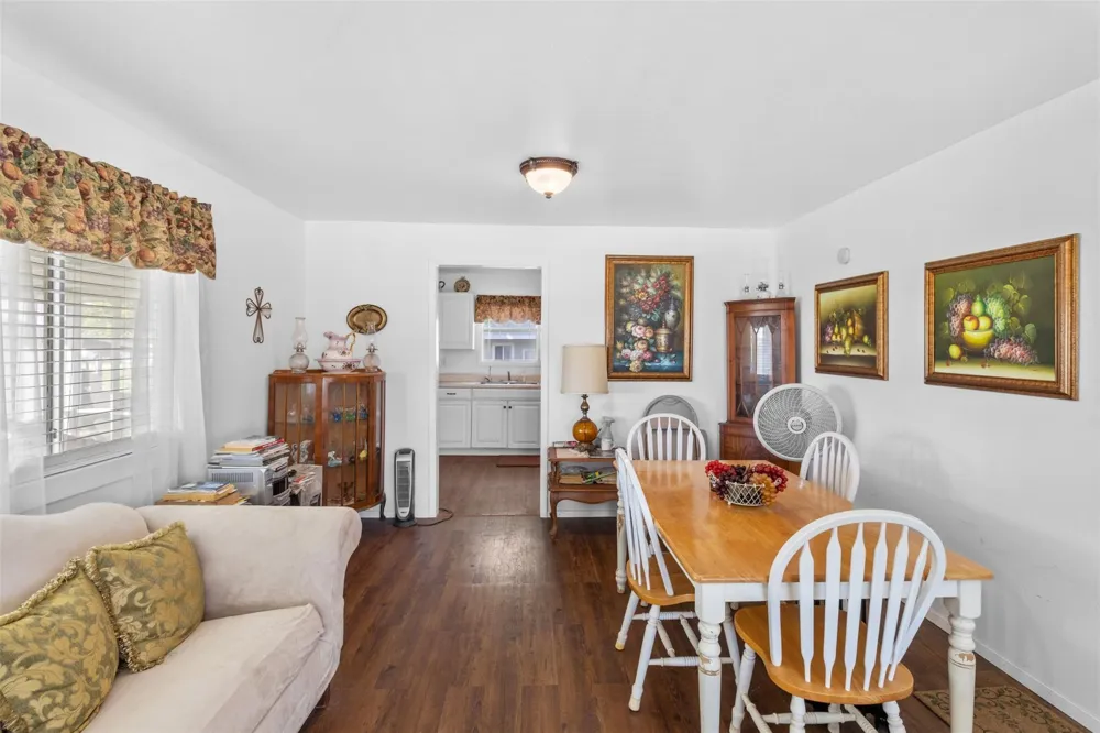 1619 Tx-237 Round Top, TX 78954