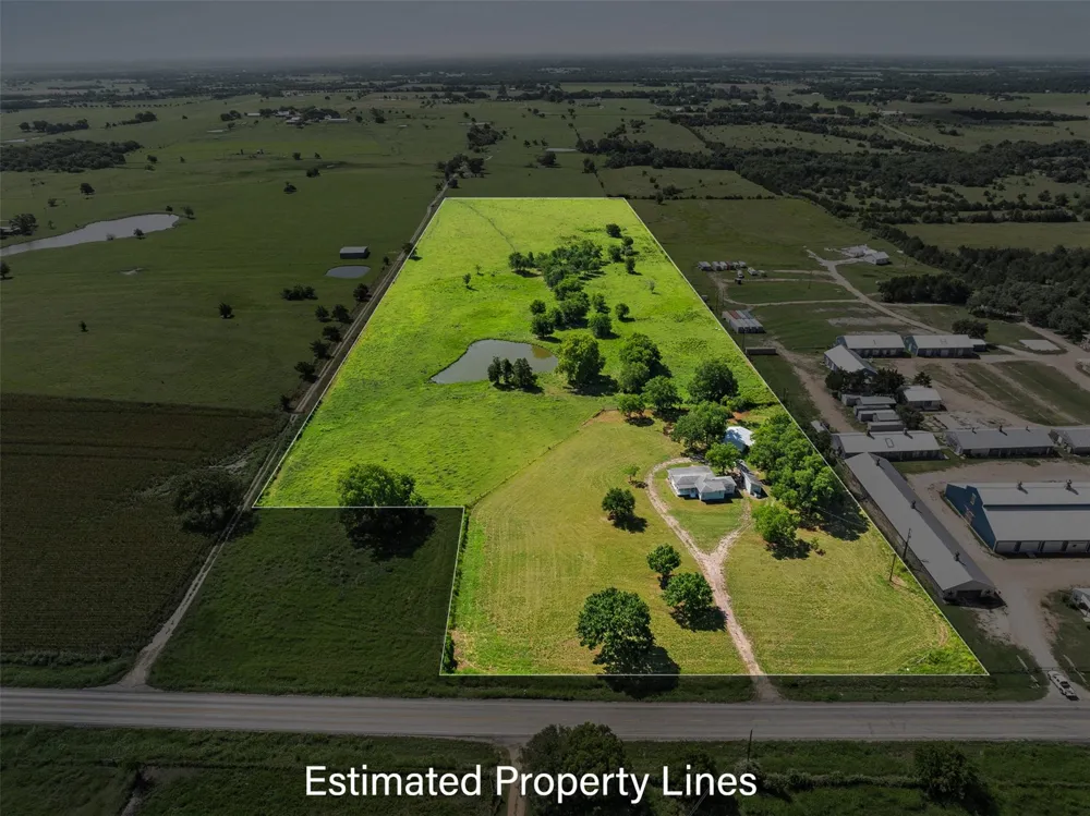 1619 Tx-237 Round Top, TX 78954