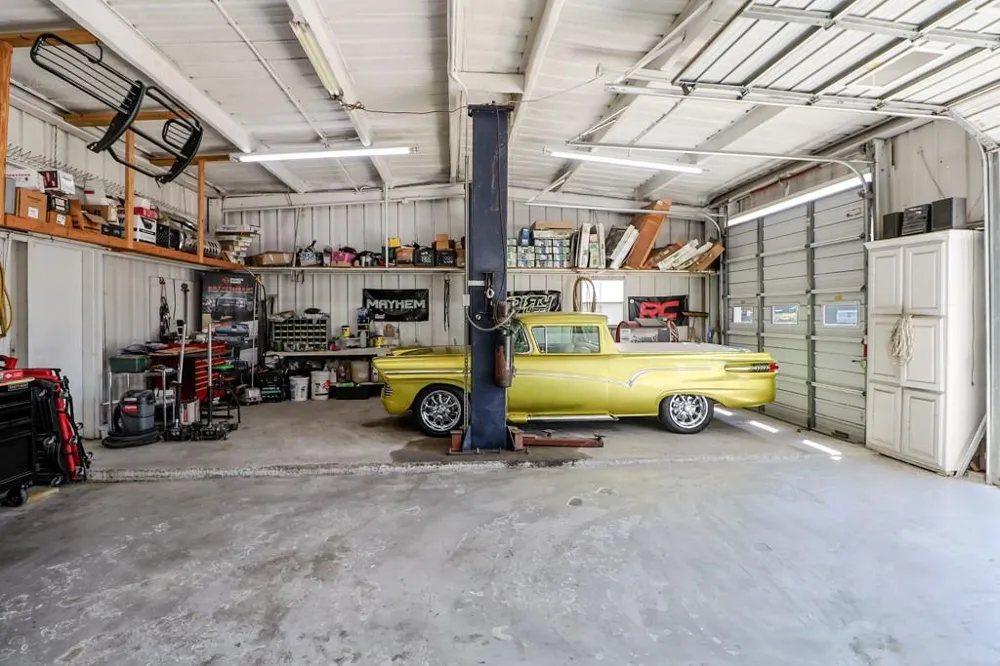 415 State Highway 36 S Caldwell, TX 77836