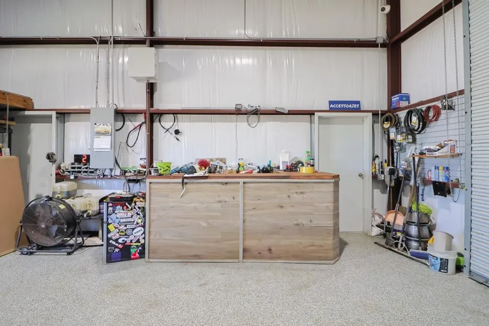 415 State Highway 36 S Caldwell, TX 77836