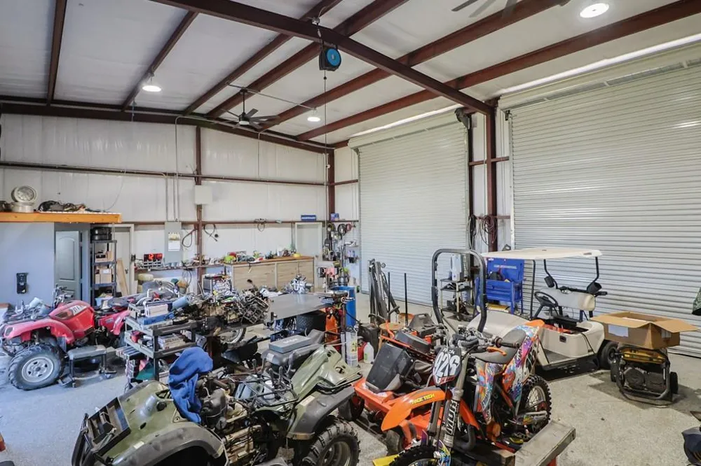 415 State Highway 36 S Caldwell, TX 77836