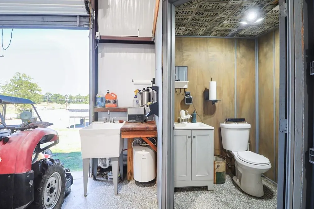 415 State Highway 36 S Caldwell, TX 77836