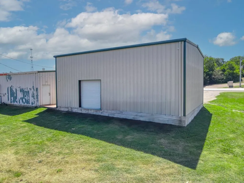 415 State Highway 36 S Caldwell, TX 77836
