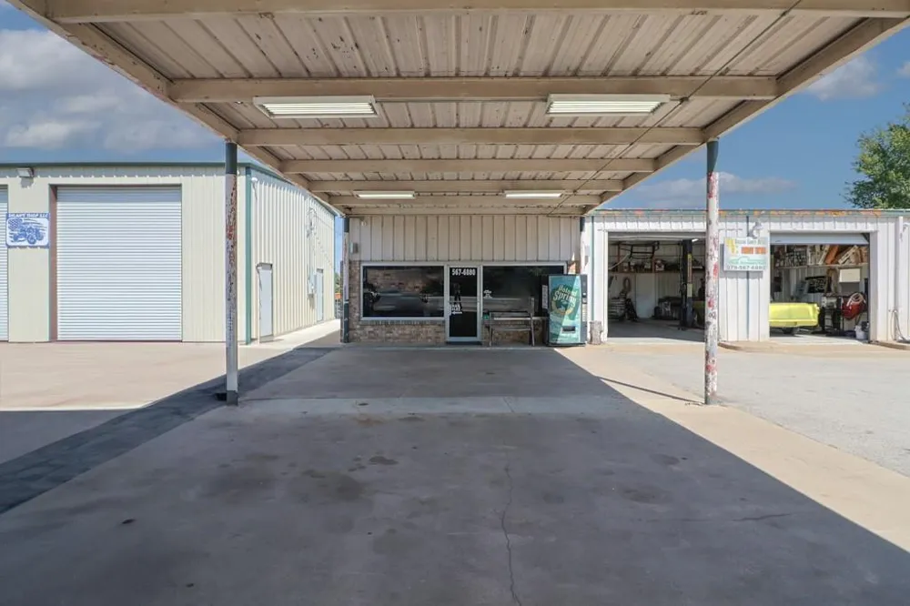 415 State Highway 36 S Caldwell, TX 77836