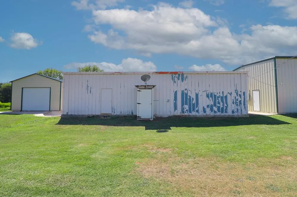 415 State Highway 36 S Caldwell, TX 77836