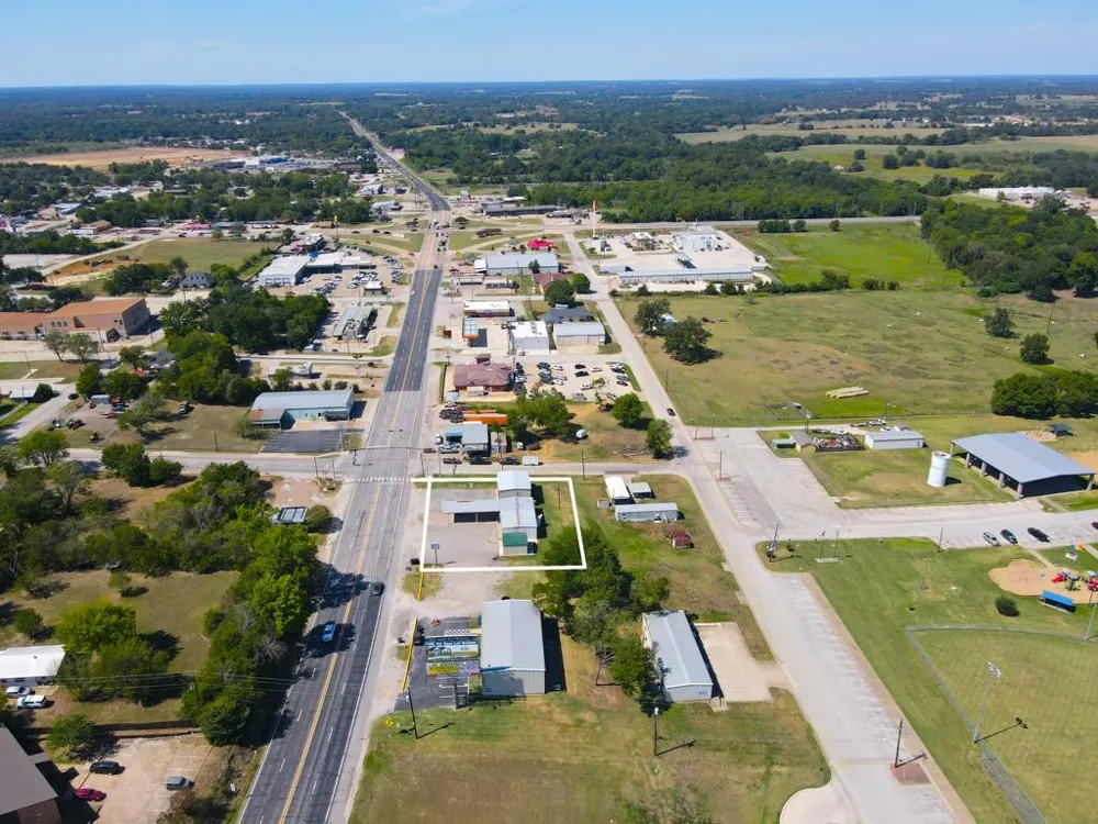 415 State Highway 36 S Caldwell, TX 77836