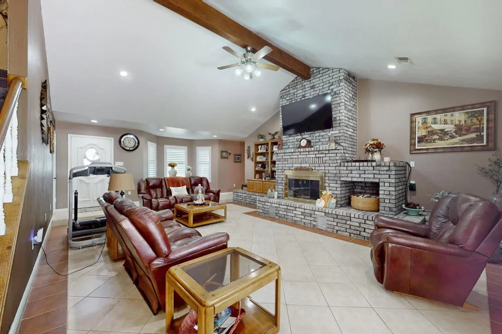 974 State Highway 21 E Caldwell, TX 77836