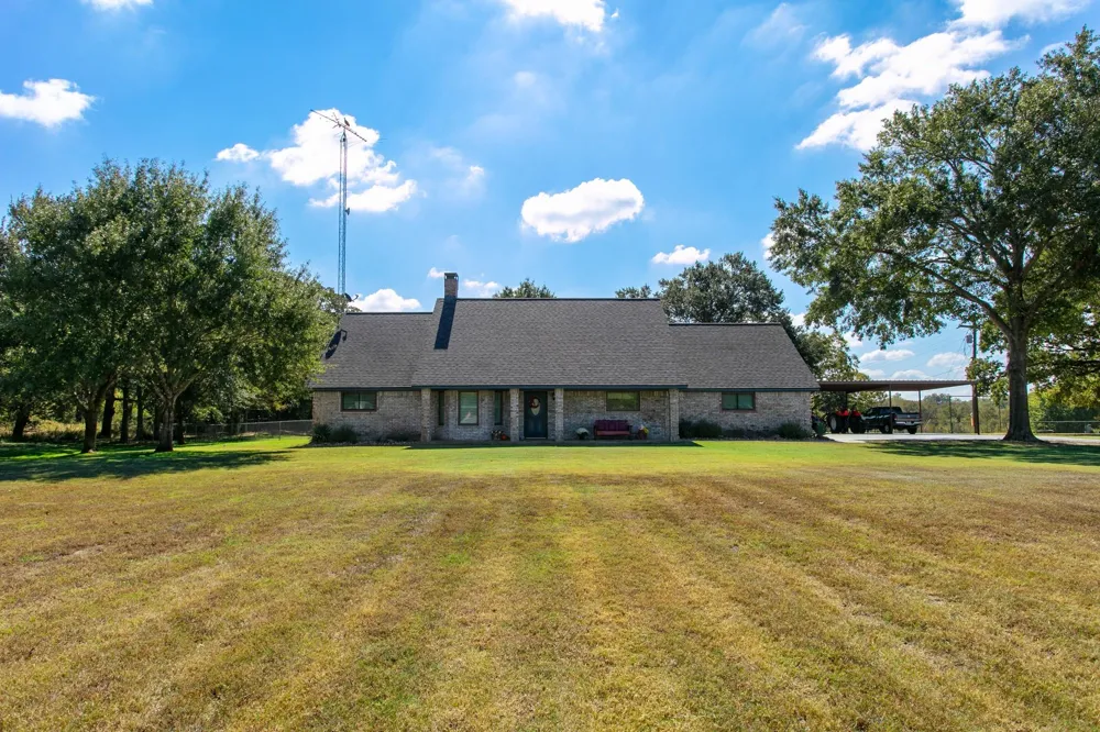 974 State Highway 21 E Caldwell, TX 77836