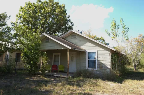 205 E Elliott Street