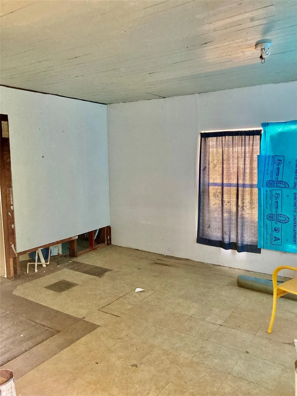 205 E Elliott Street Beeville, TX 78102