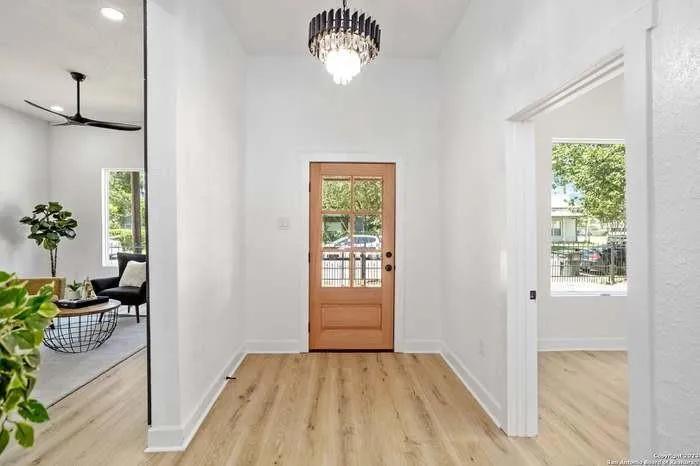 326 Sharer Street San Antonio, TX 78208