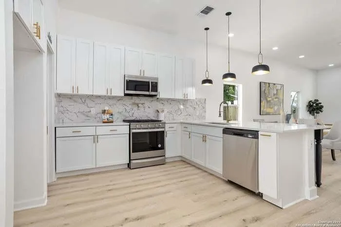 326 Sharer Street San Antonio, TX 78208