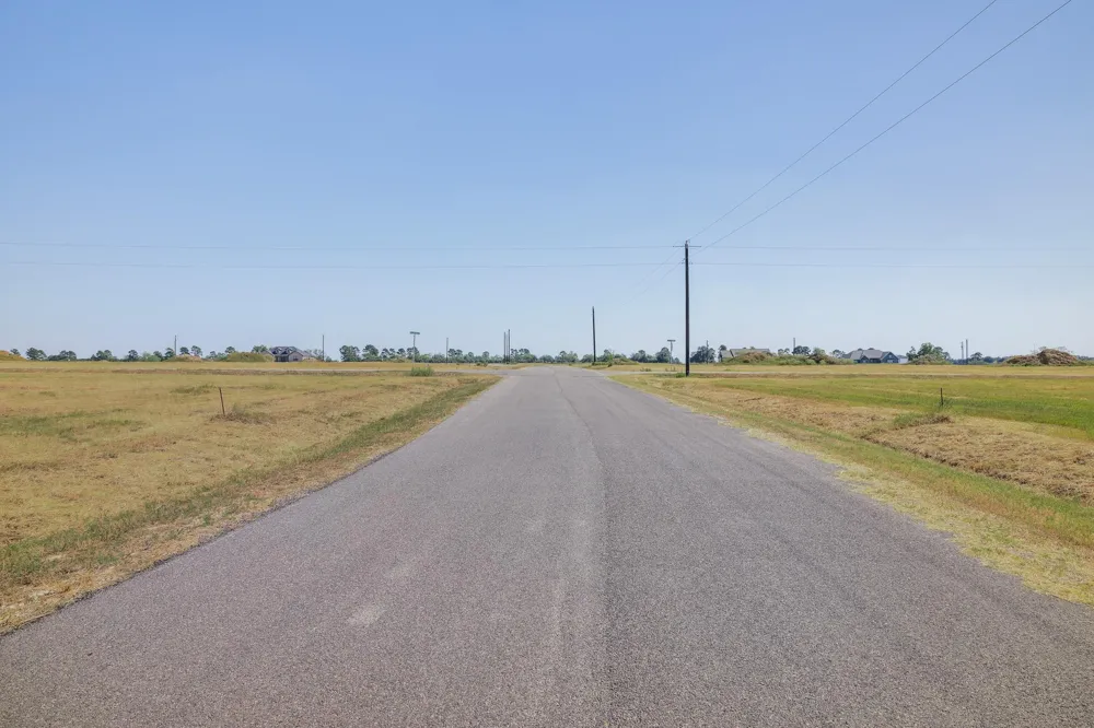 20 328 Rolling Hill Drive Cat Spring, TX 78933