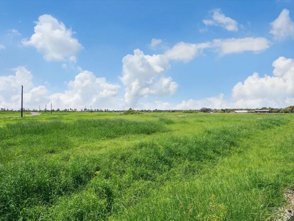 20 328 Rolling Hill Drive Cat Spring, TX 78933