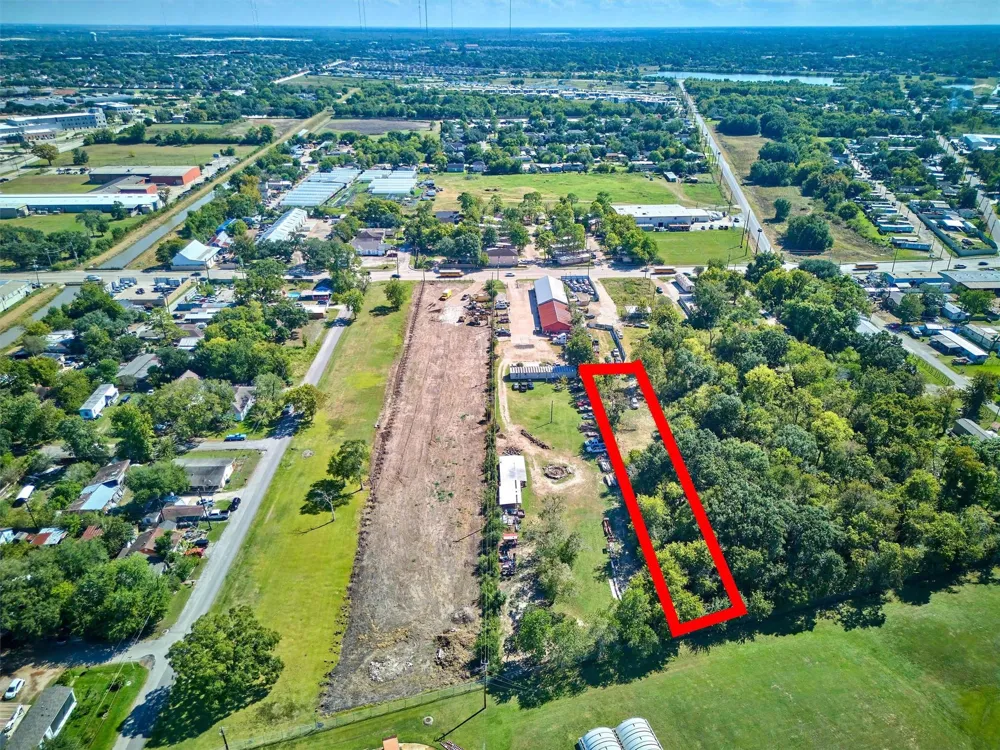 2832 5th Street Stafford, TX 77477