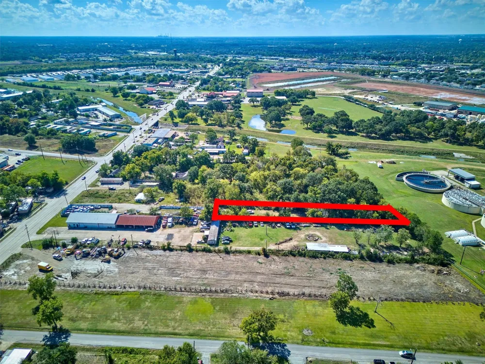 2832 5th Street Stafford, TX 77477