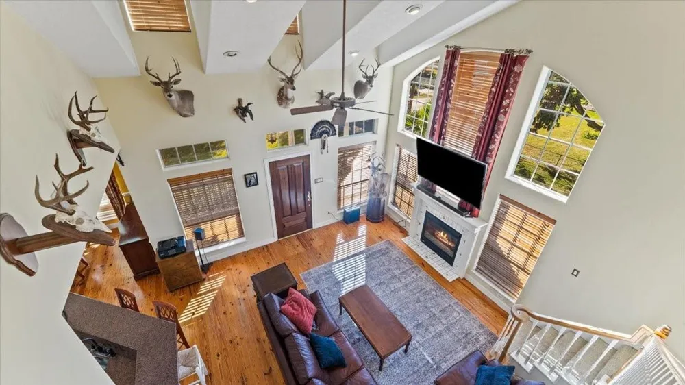 616 E Shore Drive Kemah, TX 77565