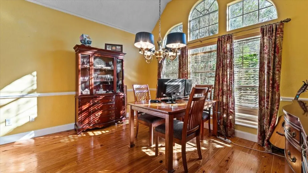 616 E Shore Drive Kemah, TX 77565