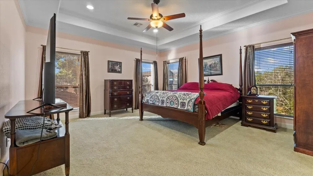 616 E Shore Drive Kemah, TX 77565