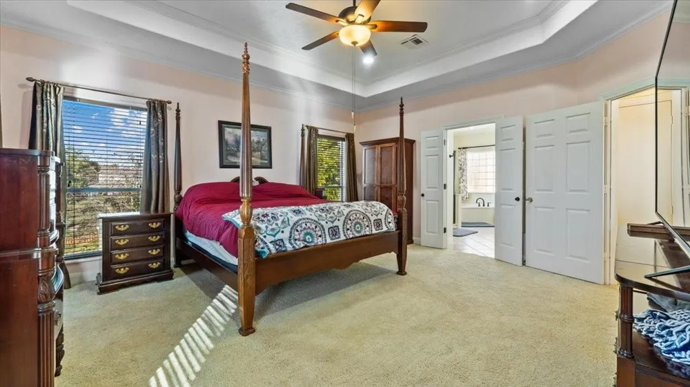 616 E Shore Drive Kemah, TX 77565