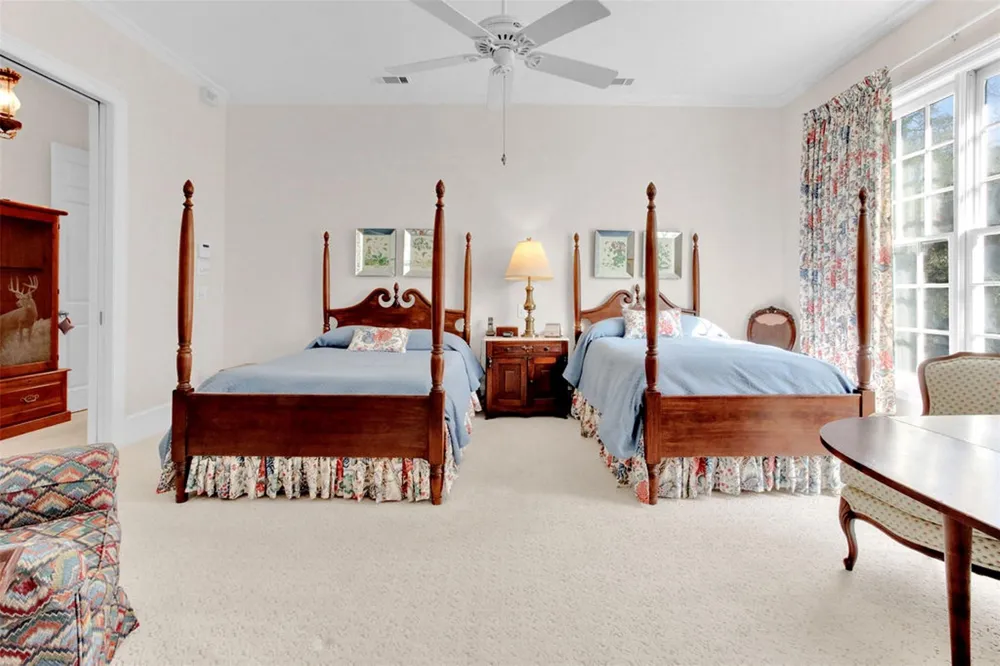 408 E Jolly Street Palestine, TX 75801
