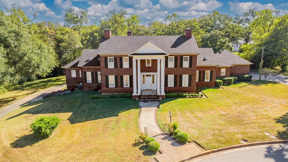 408 E Jolly Street Palestine, TX 75801