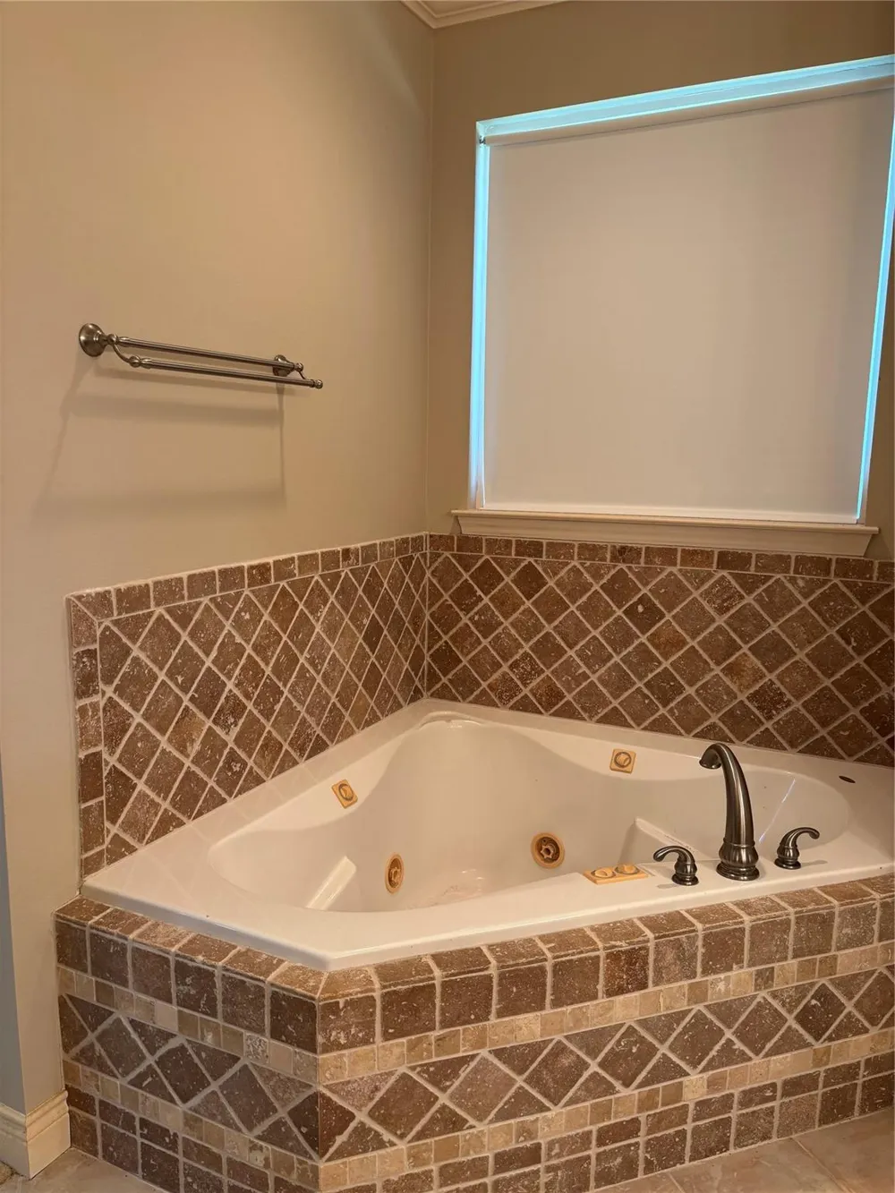 145 Bridgeway Onalaska, TX 77360