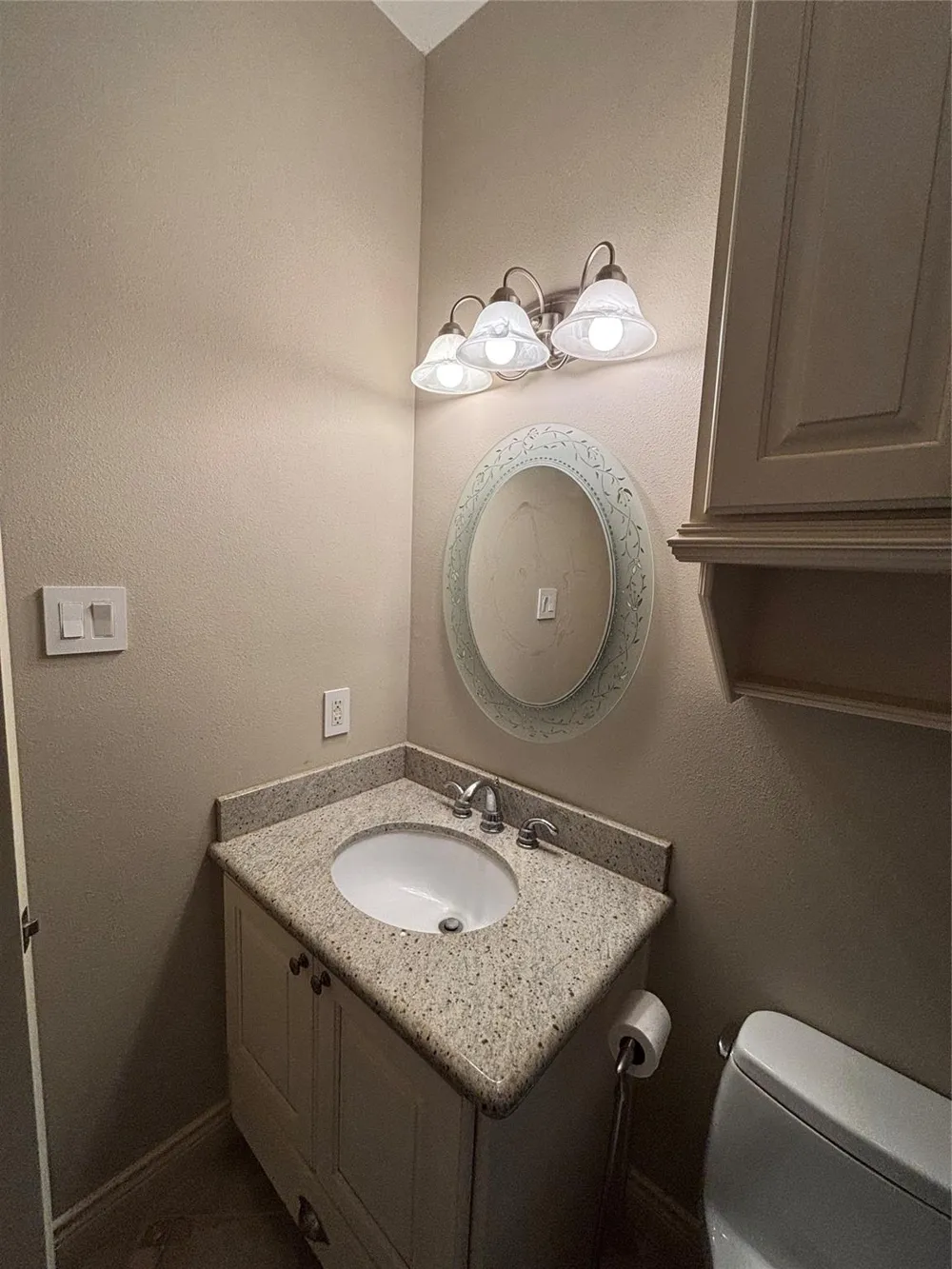 145 Bridgeway Onalaska, TX 77360