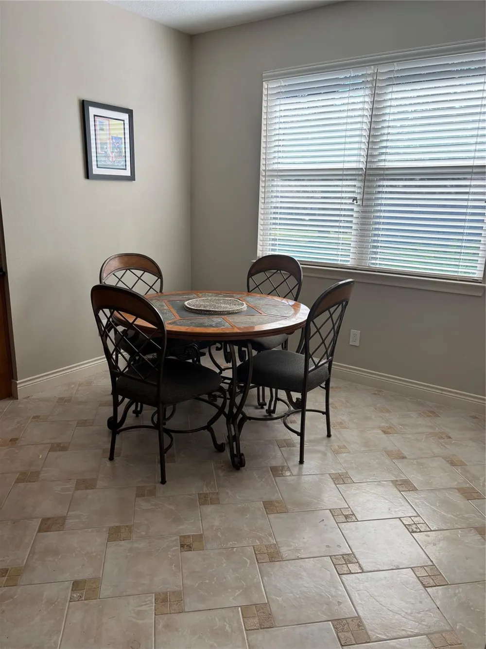 145 Bridgeway Onalaska, TX 77360