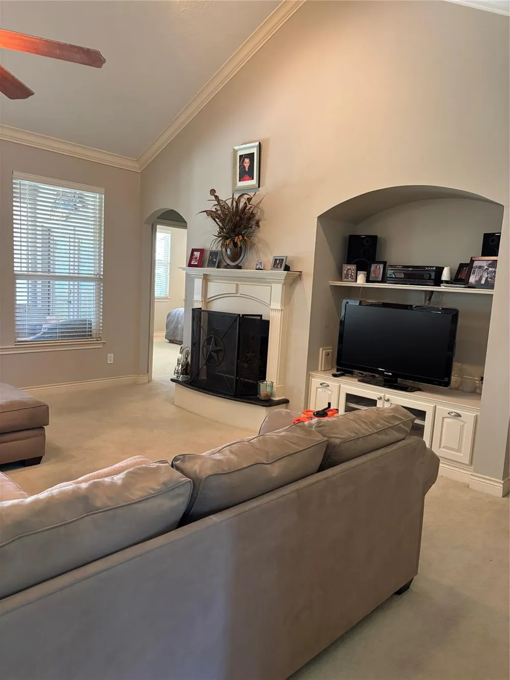 145 Bridgeway Onalaska, TX 77360