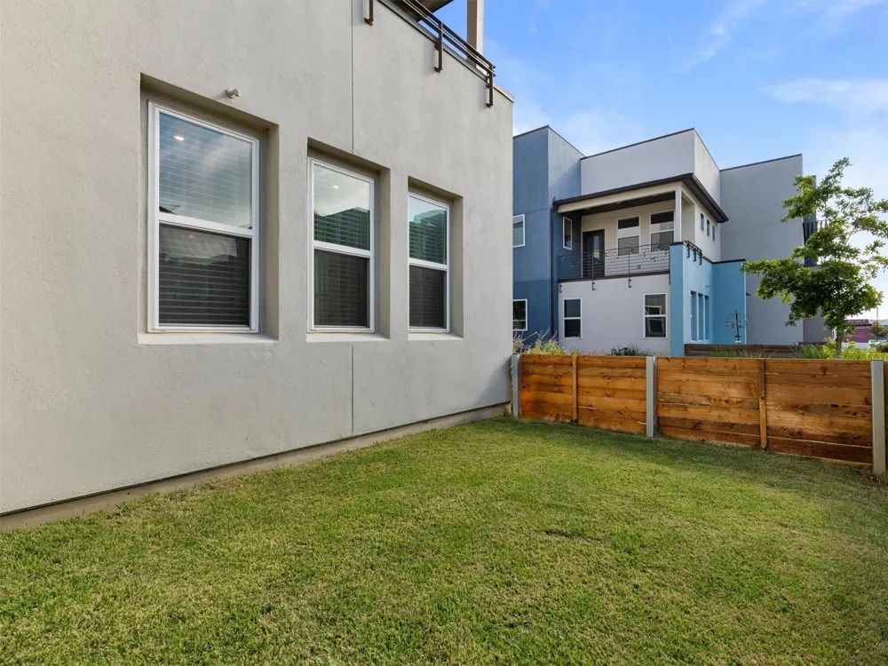 9015 Cattle Baron Path #2001 Austin, TX 78747