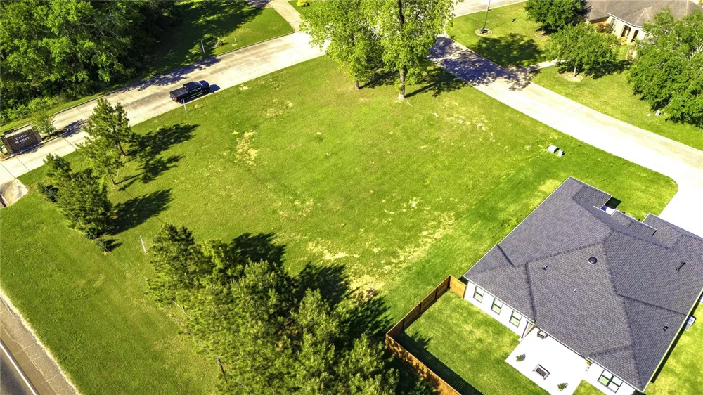 Hawthorn Circle Livingston, TX 77351