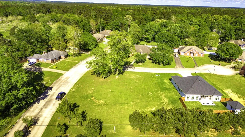 Hawthorn Circle Livingston, TX 77351