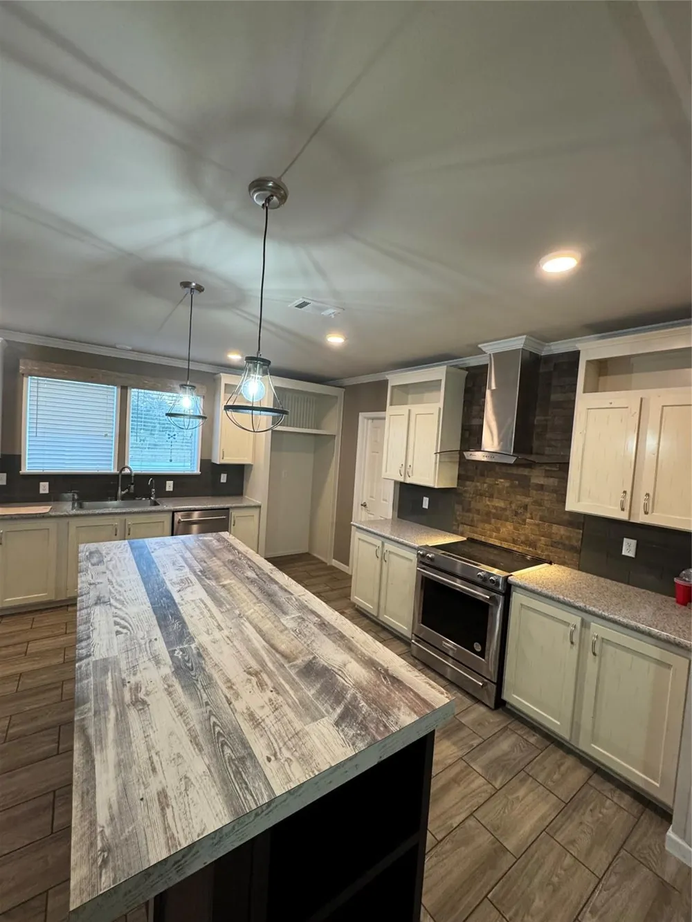 2636 E Fm 532 Schulenburg, TX 78956