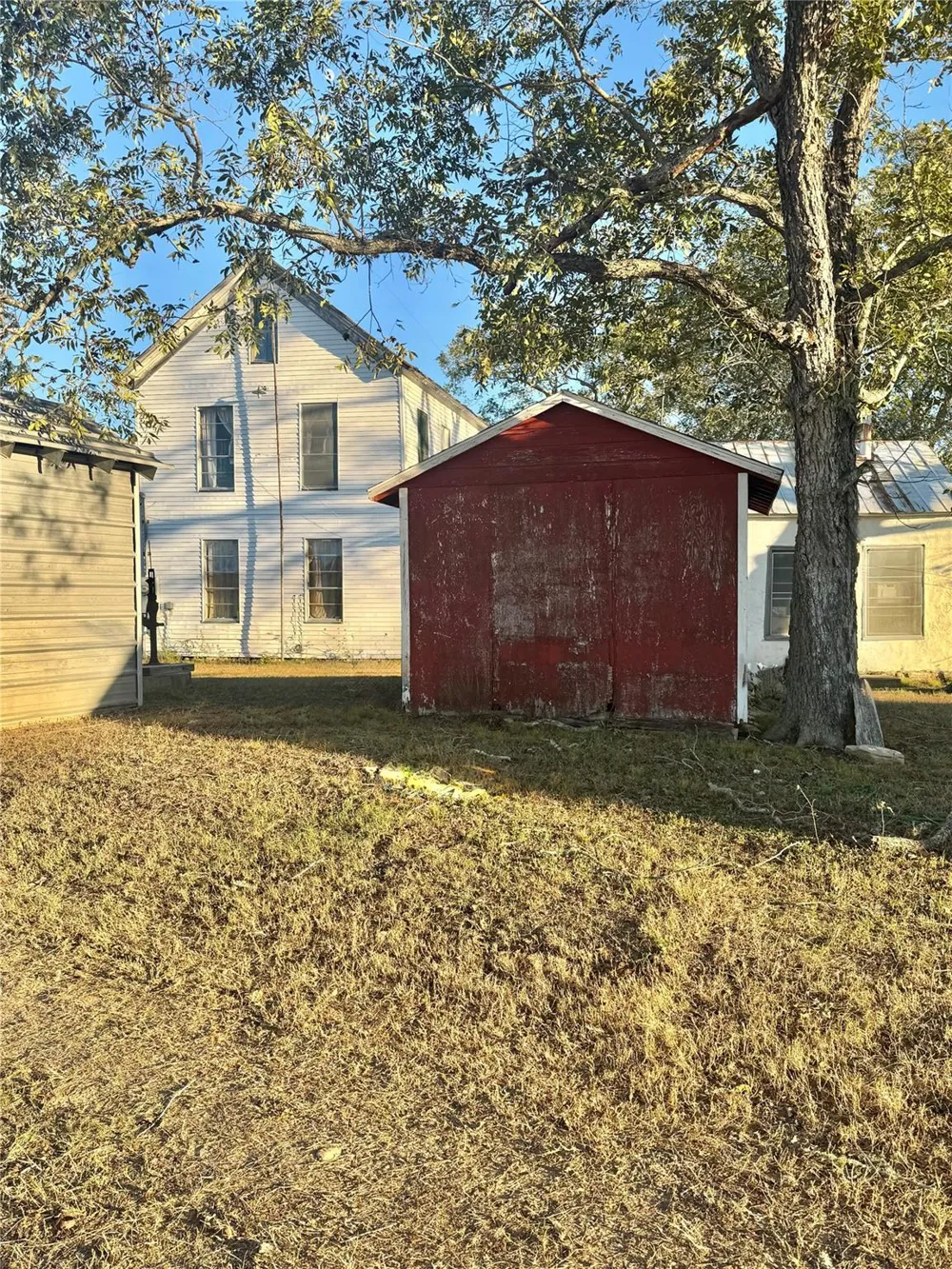 2636 E Fm 532 Schulenburg, TX 78956